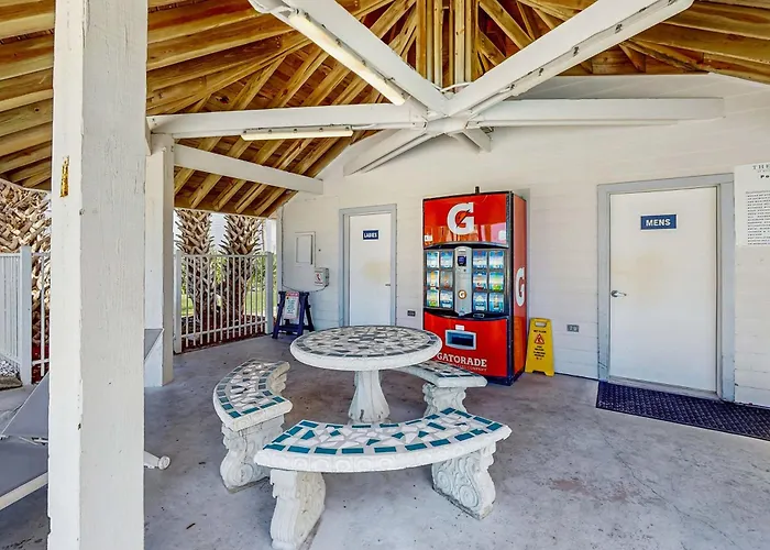 Holiday home Gulf-front With Pools Hot Tub Fitness Dry Sauna & Access