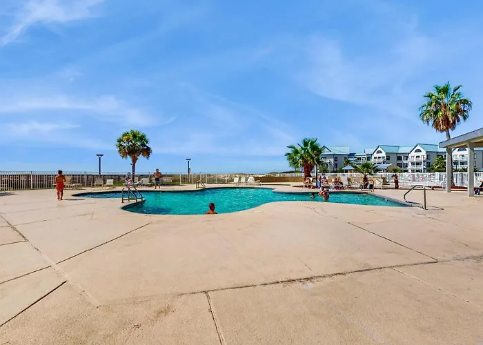 Gulf-front With Pools Hot Tub Fitness Dry Sauna & Access Holiday home